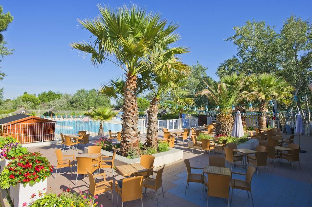 Azureva Le Grau Du Roi Aparthotel Εξωτερικό φωτογραφία